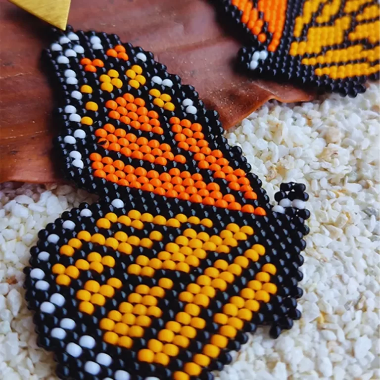 Aretes PREMIUM Grandes Tejidos A Mano - Mariposa Monarca